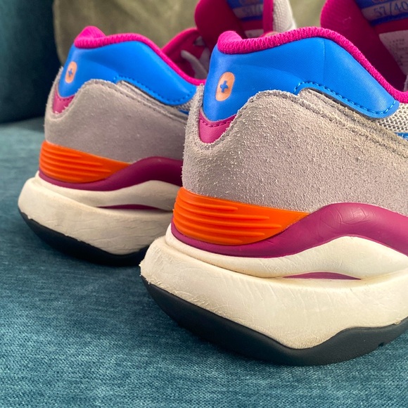 New Balance FIGS 5740 Size 11 Shoes - Picture 3 of 11